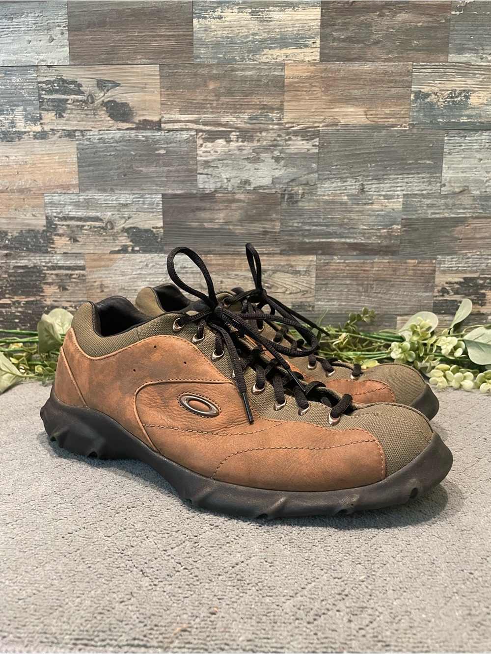 Y2K Oakley Software Nail Low Hiking Sneakers Size 11 Men's
